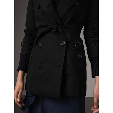 burberry kensington buttons|Short Kensington Heritage Trench Coat in Black .